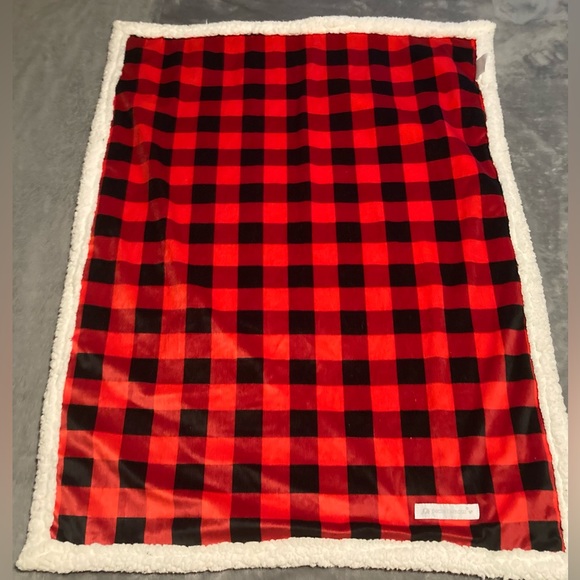 7 Piece Buffalo Cover Hand Rail Blankets Car Seat Cover Crib Duster Boppy Cover - Picture 3 of 15